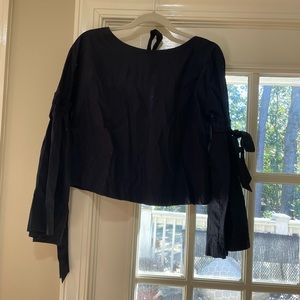 FREE PEOPLE black blouse, pleated sleeves and tie/button back (small)